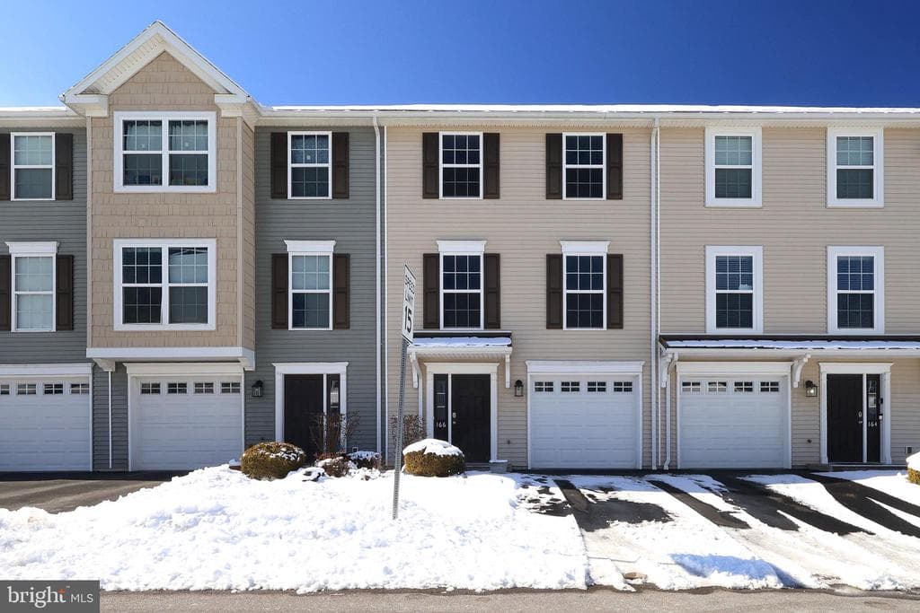 166 Towhee Drive photo 1