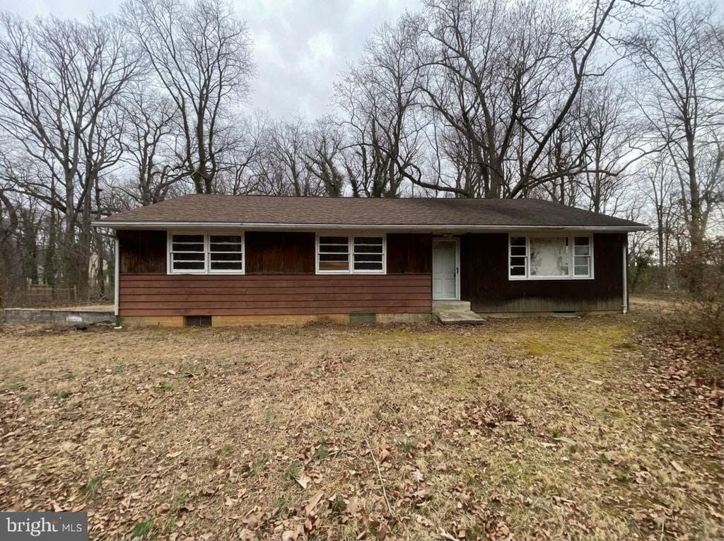 4150 Barrett Place photo 1