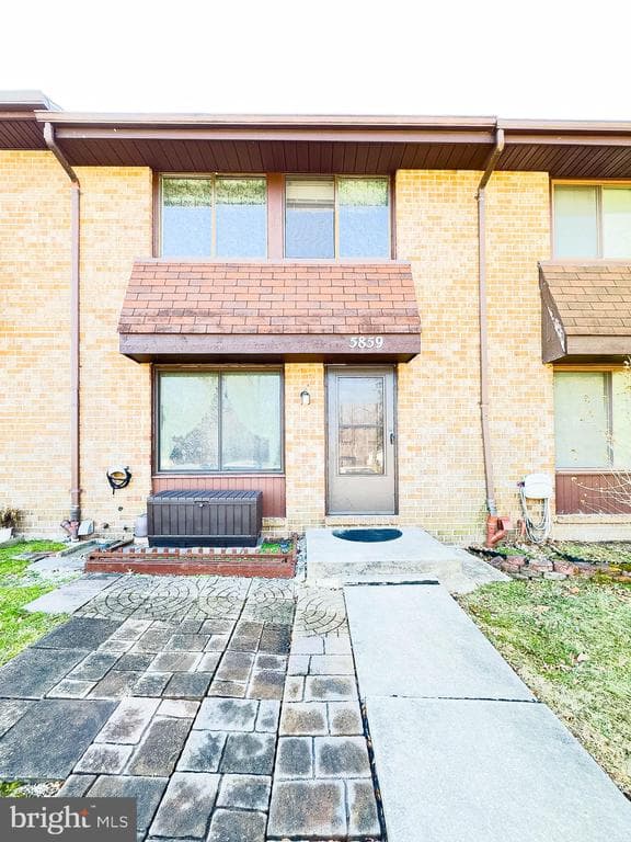 5859 Hunt Hill Drive #12-05 photo 1