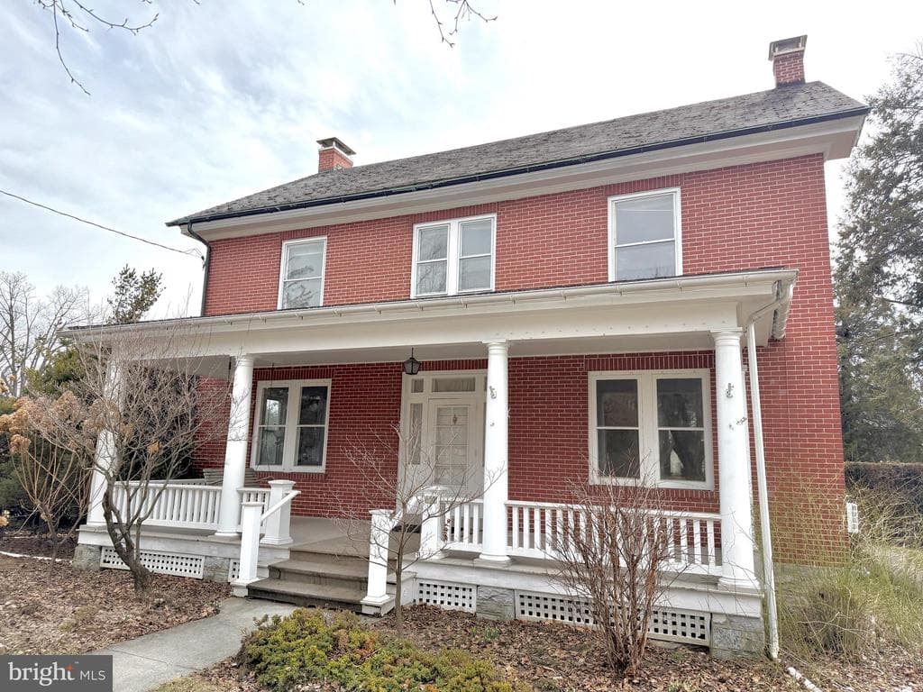 514 E Main Street photo 1