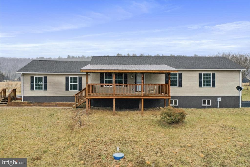 35 Waterstone Lane photo 1