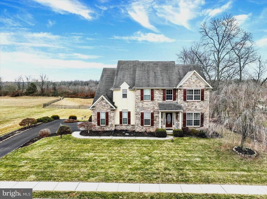 1724 Candle Lane photo 1