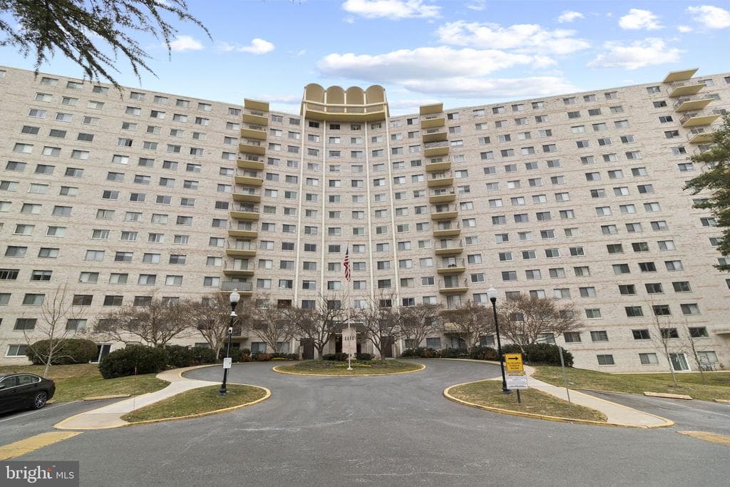 1111 University Boulevard W #511-A photo 1