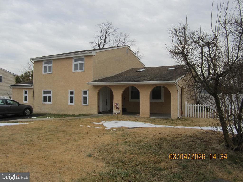 5800 Griscomb Drive photo 1