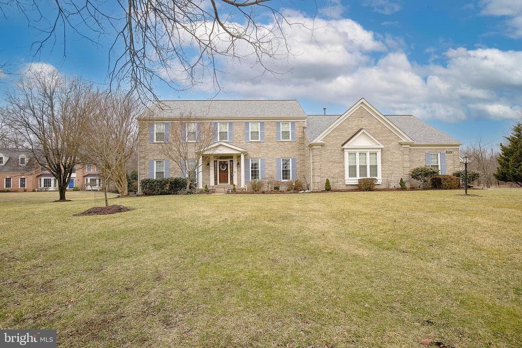 2912 Native Dancer Court photo 1