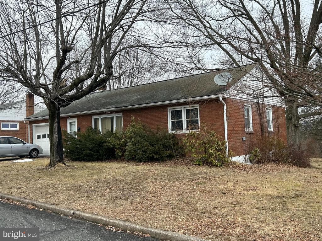 426 Macoby St. photo 1