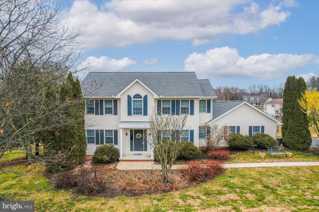 2358 Fox Chase Drive photo 1