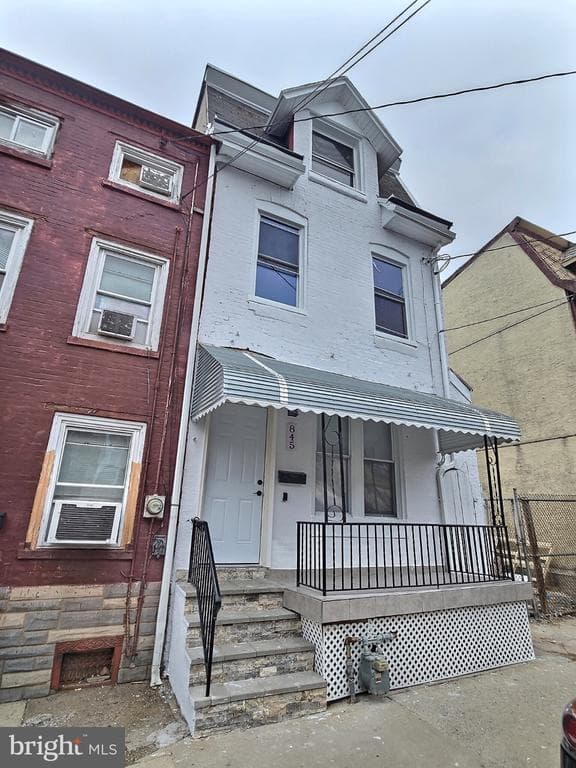845 Muhlenberg Street photo 1