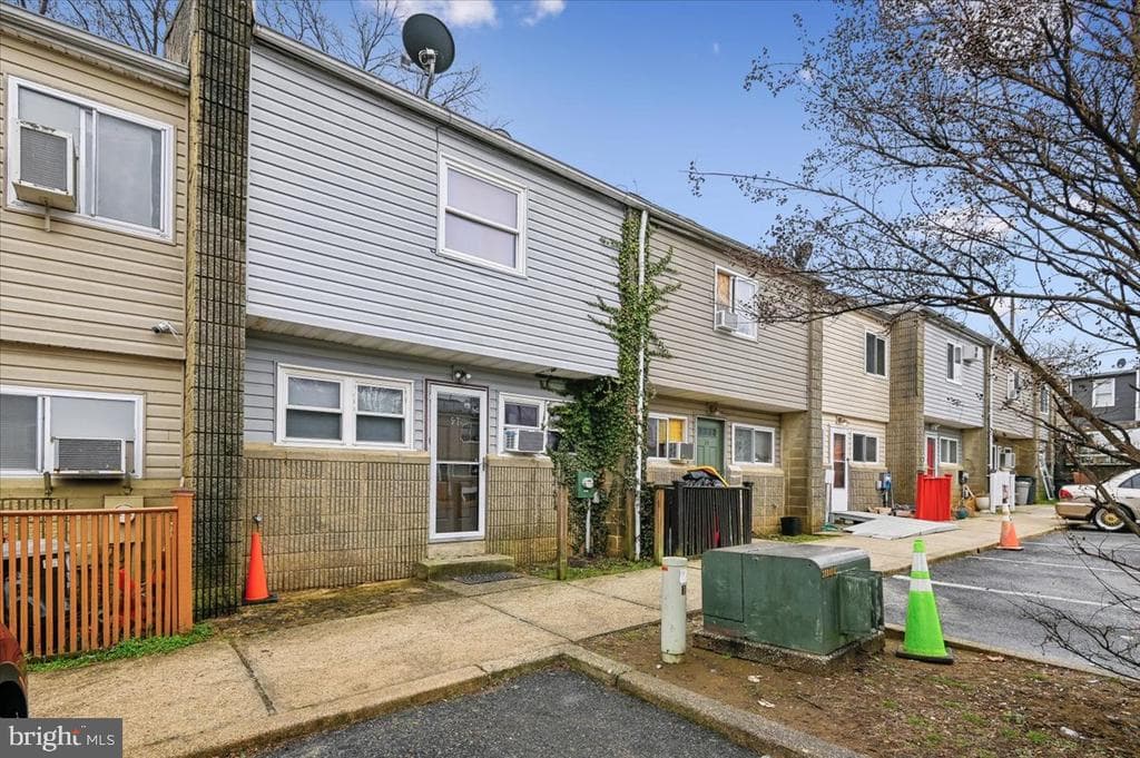 57 Town Pines Court photo 1