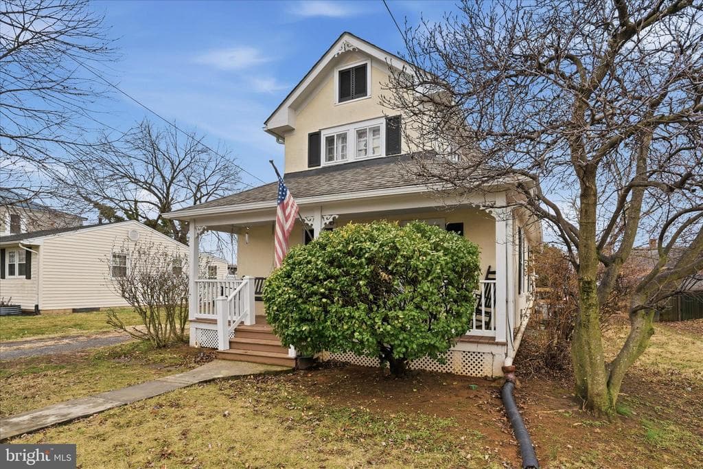939 Woodland Avenue photo 1