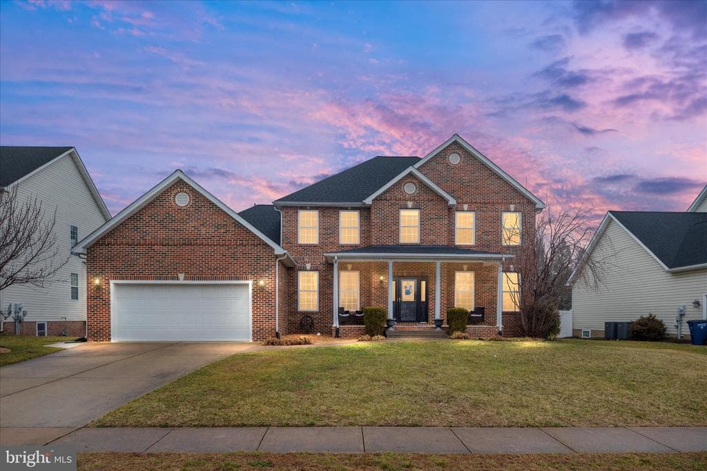 105 Barnston Court photo 1