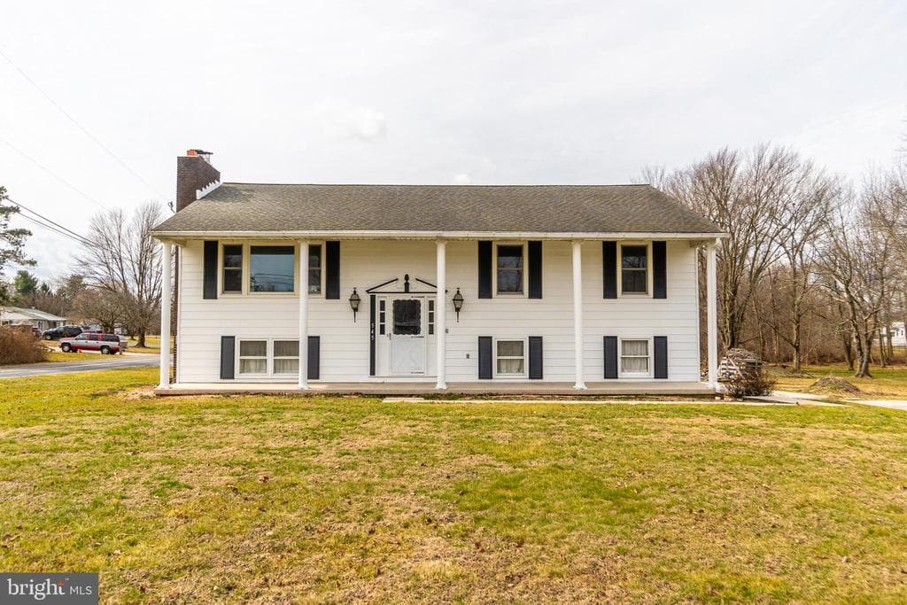 545 Hanover Street photo 1