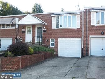 11914 Farwell Road photo 1