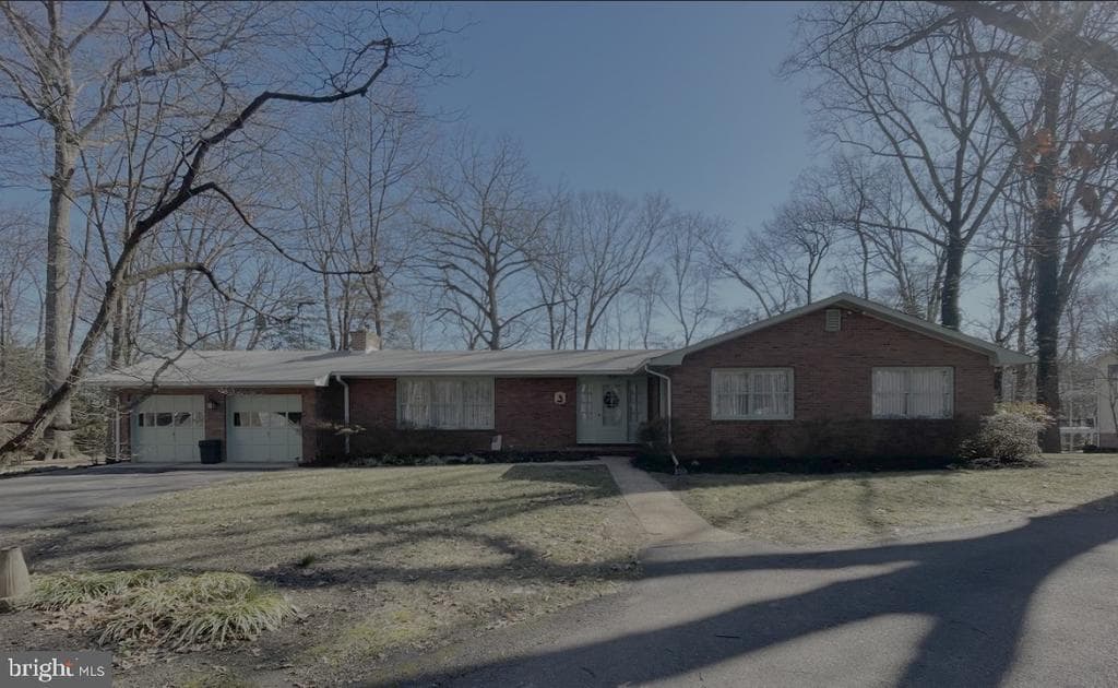 1013 Omar Drive photo 1