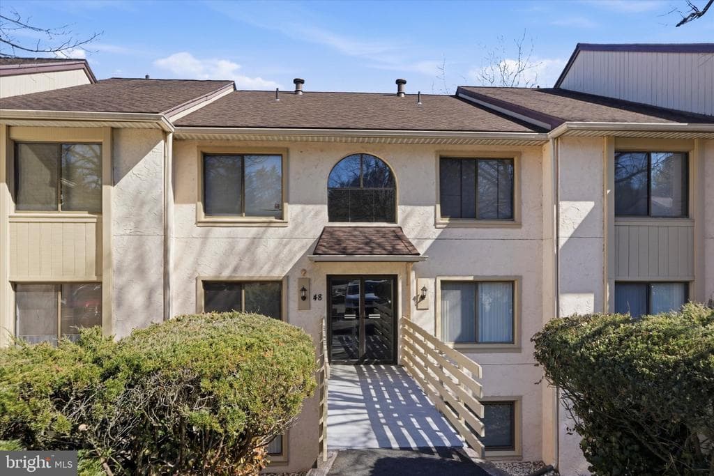 48 Muirfield Drive photo 1