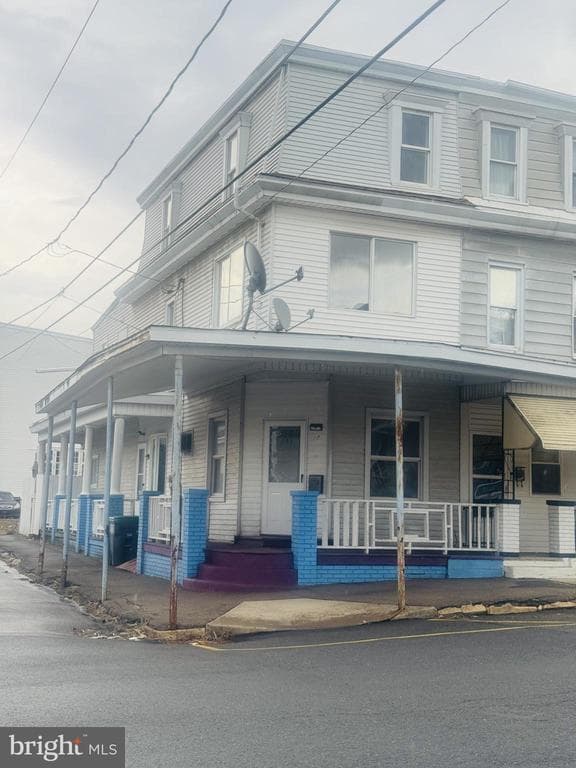 101 S Catawissa Street photo 1