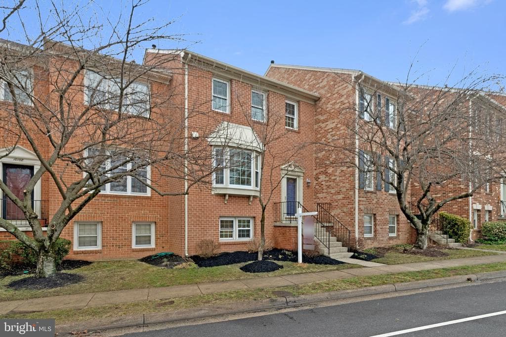 10106 Bushman Drive photo 1