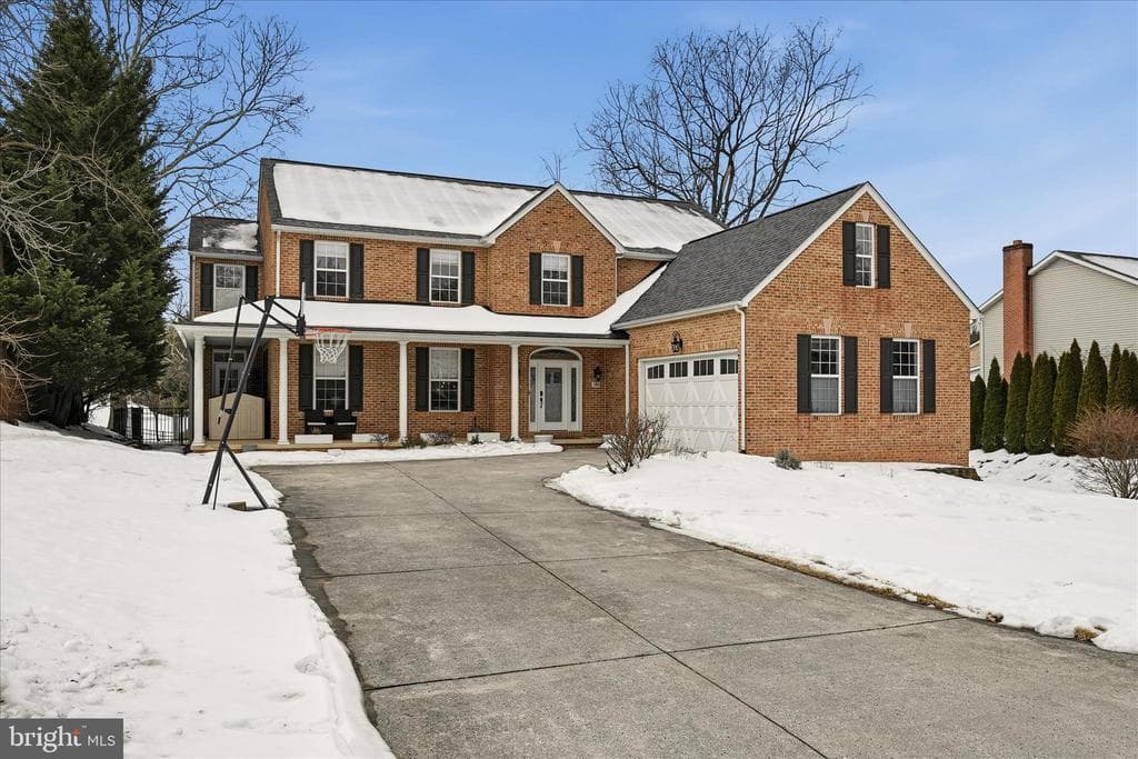 705 Treys Drive photo 1