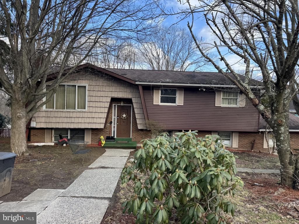 31 Deer Park Drive photo 1