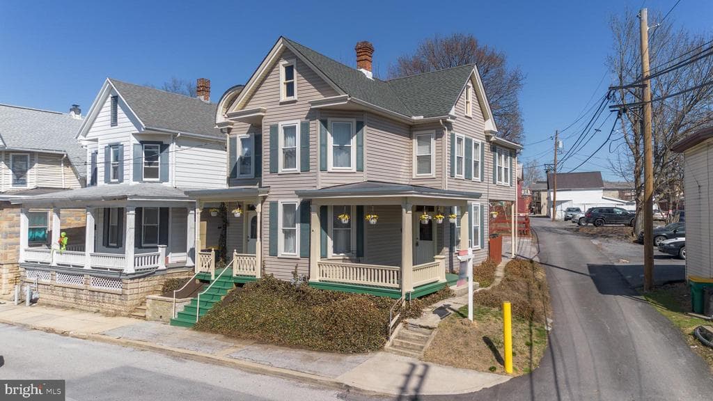 115 W Second Street photo 1