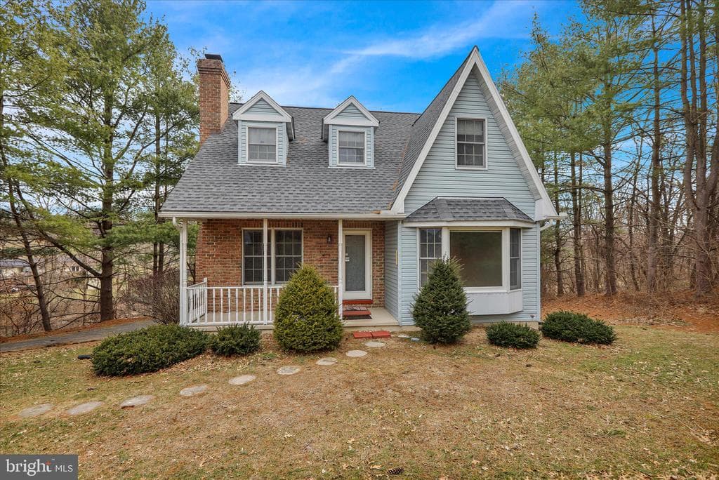 60 Pleasant Drive photo 1