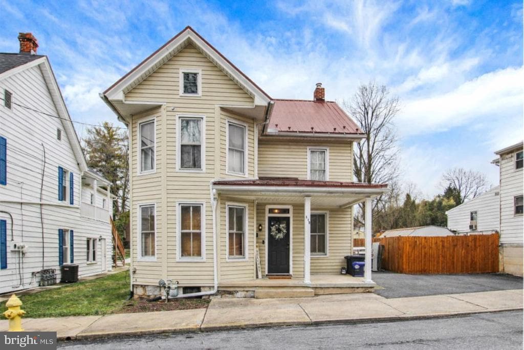 115 N Washington Street photo 1