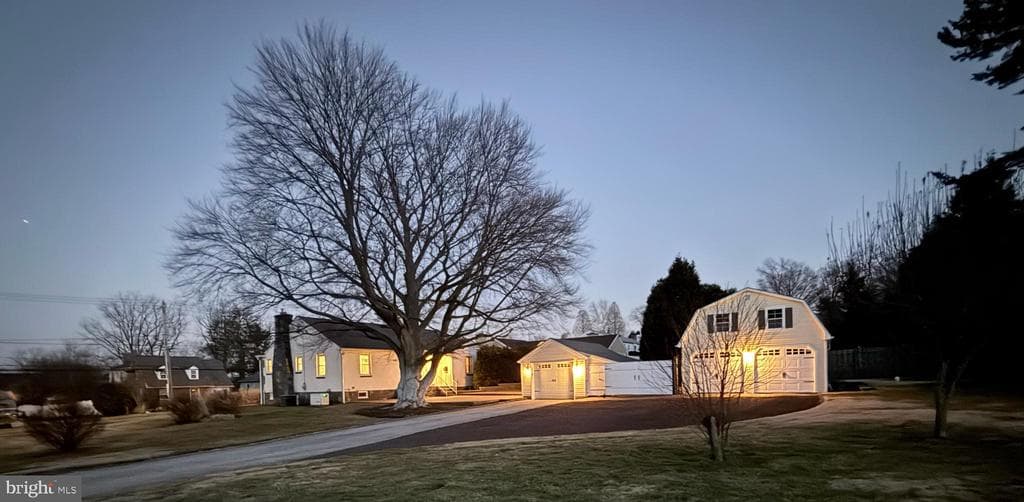 302 S Valley Forge Road photo 1