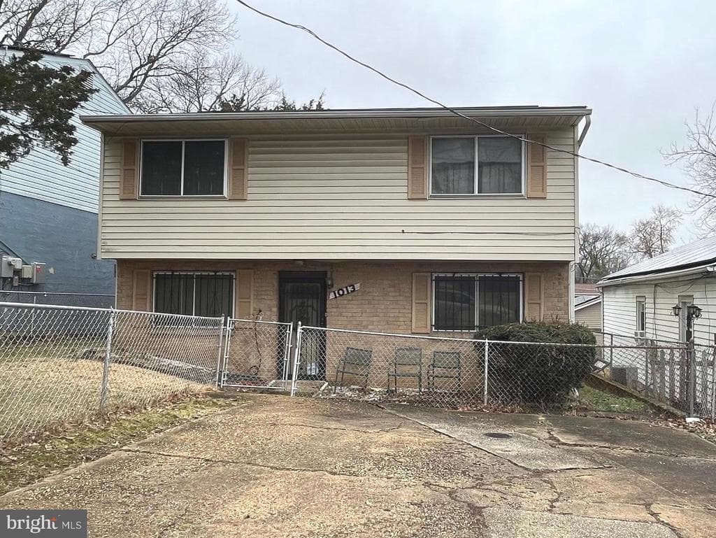 1013 Kayak Avenue photo 1