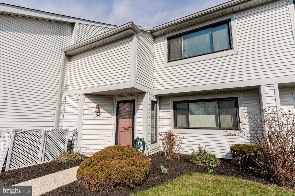 104 Revere Drive photo 1
