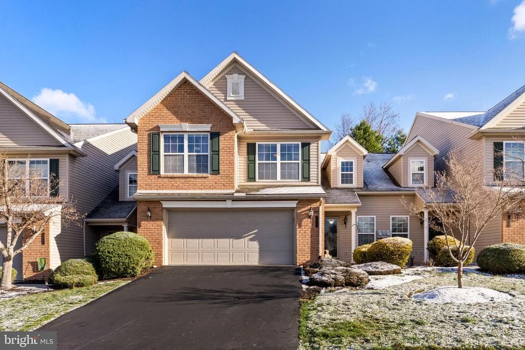 4230 Roth Farm Village Circle photo 1