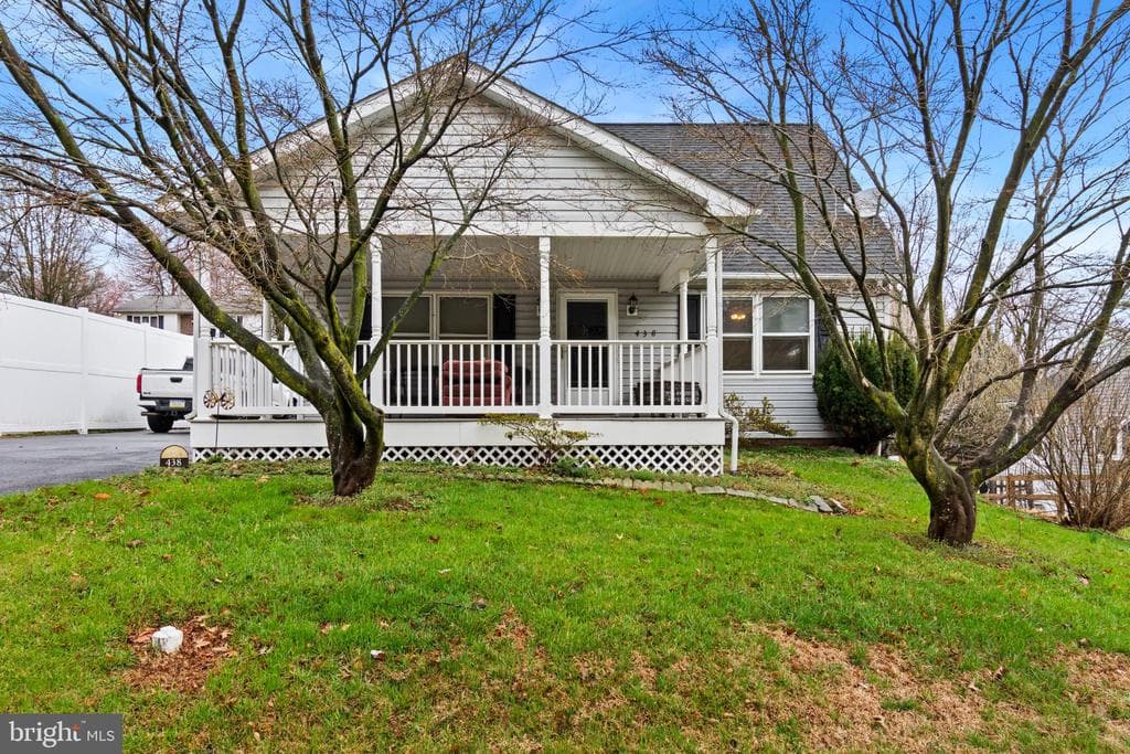 438 Uniontown Road photo 1