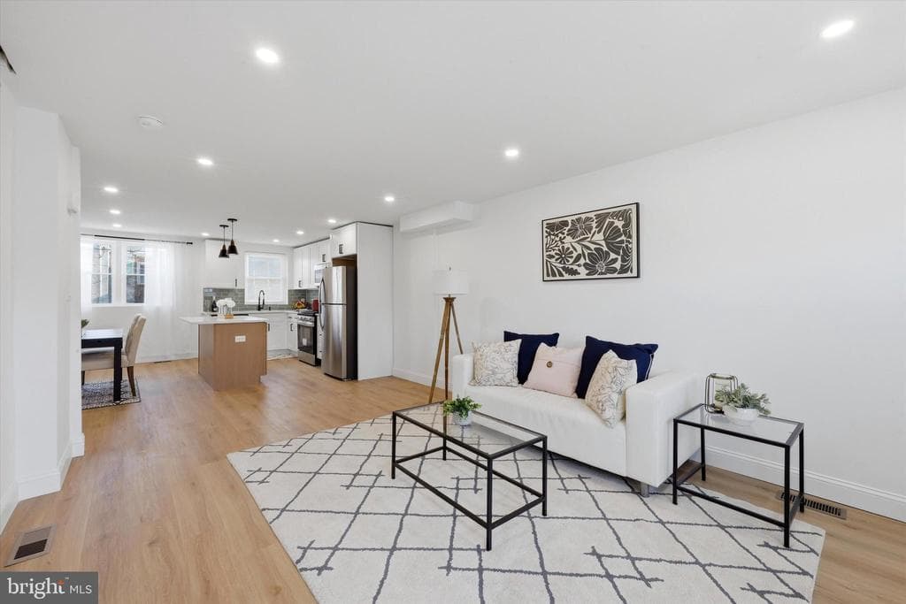 334 Mulberry Street photo 1