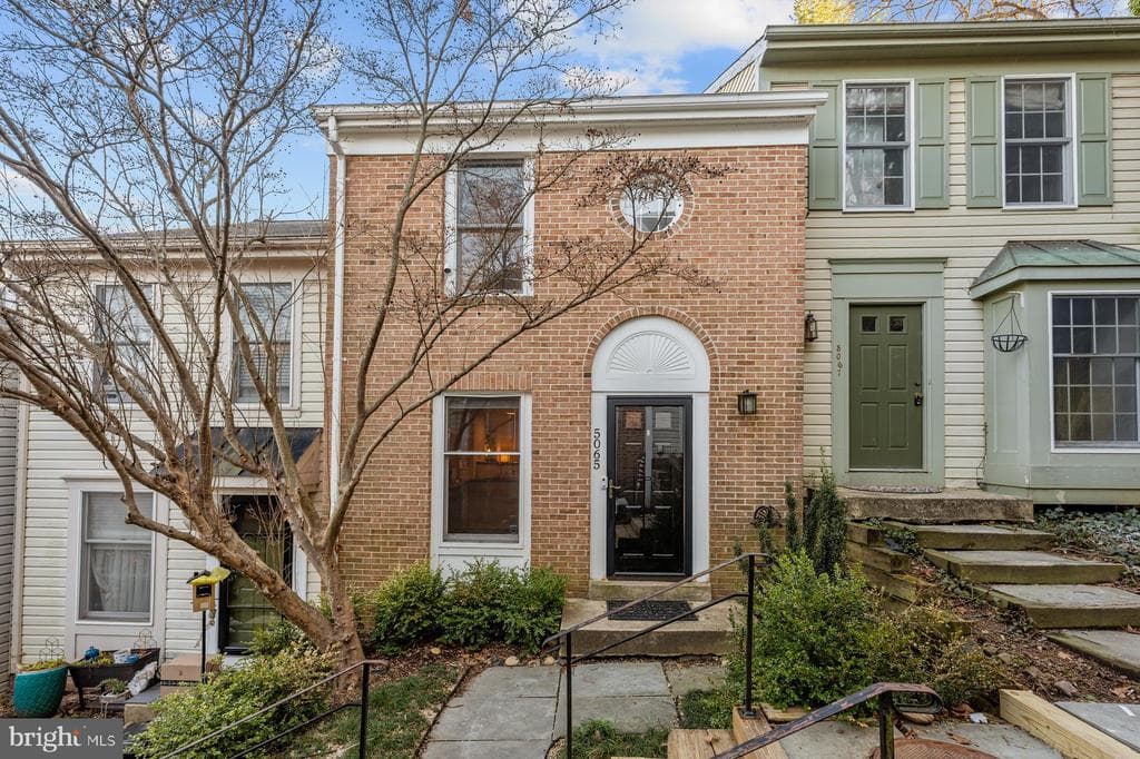 5065 9th Street S photo 1