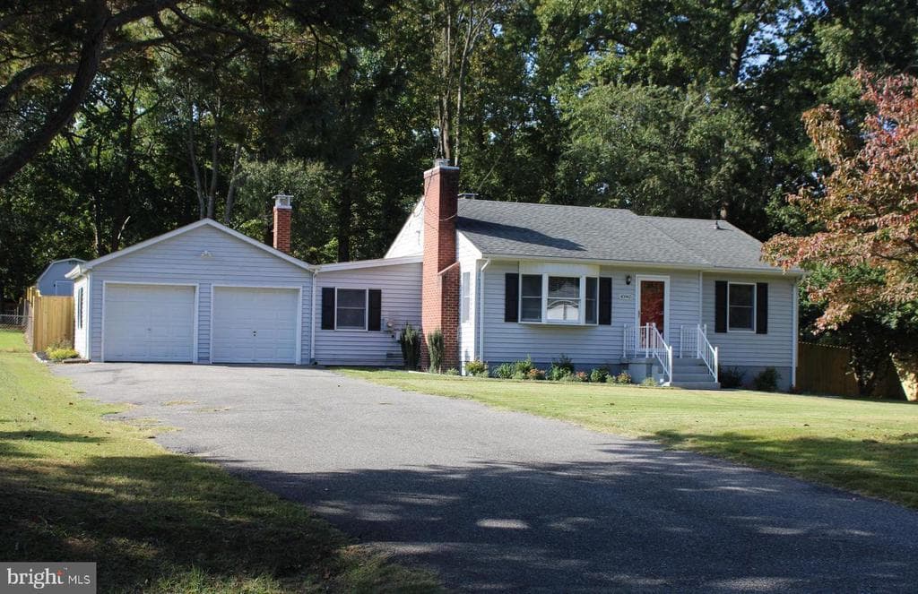 45965 E Sunrise Drive photo 1