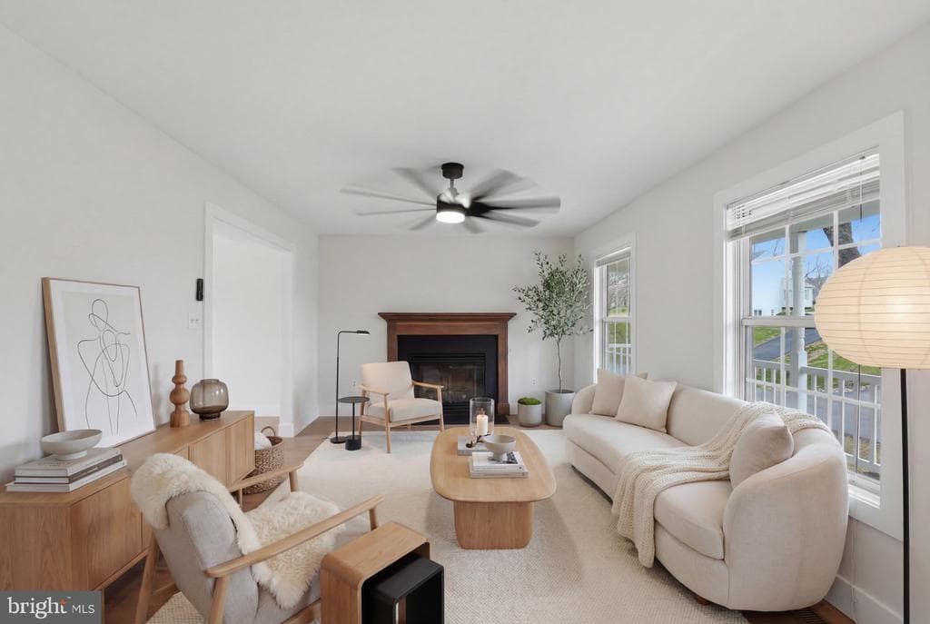 2972 Tartan Lane photo 1