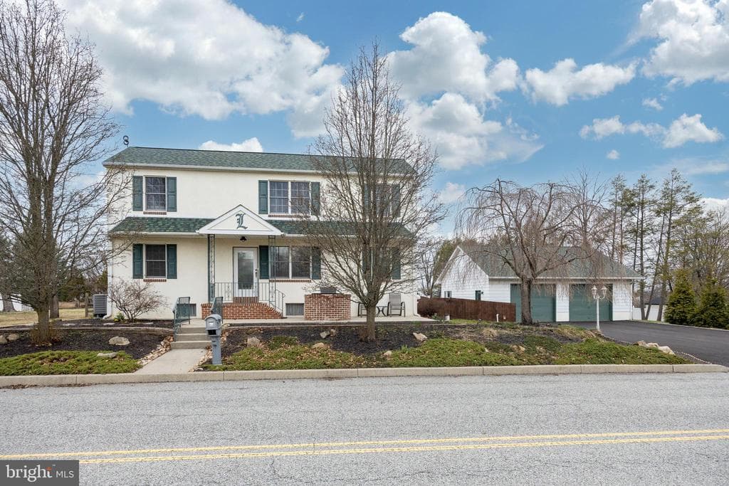 457 Fruit Farm Road photo 1