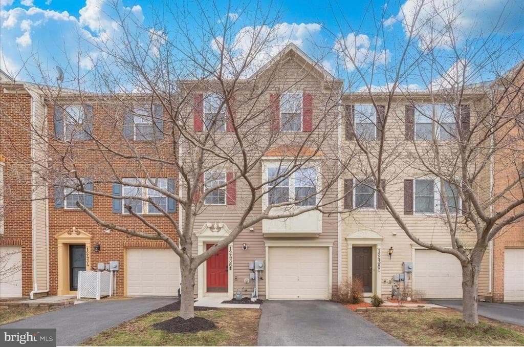 12436 N Welty photo 1
