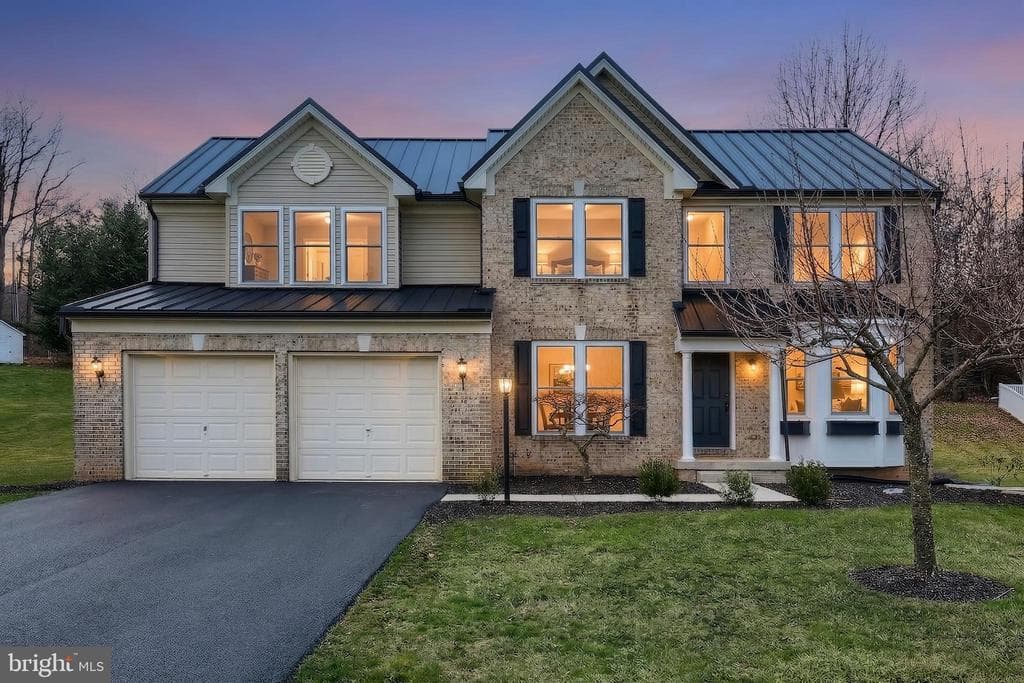 735 Clydesdale Drive photo 1