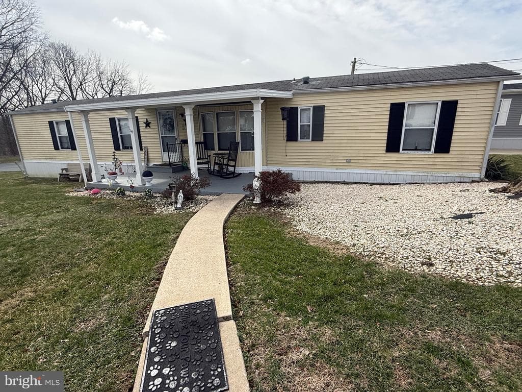 12 Skyview Drive photo 1