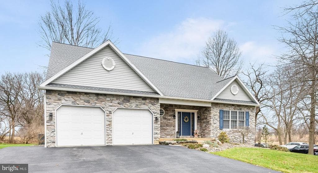 4135 Hill Terrace Drive photo 1
