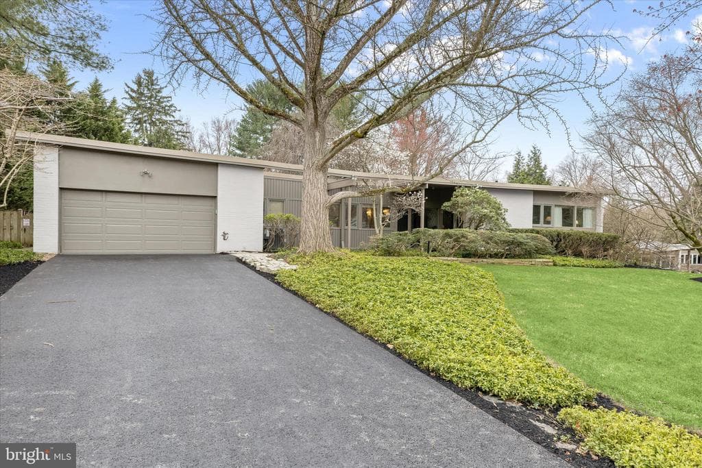 3603 Woodvalley Drive photo 1