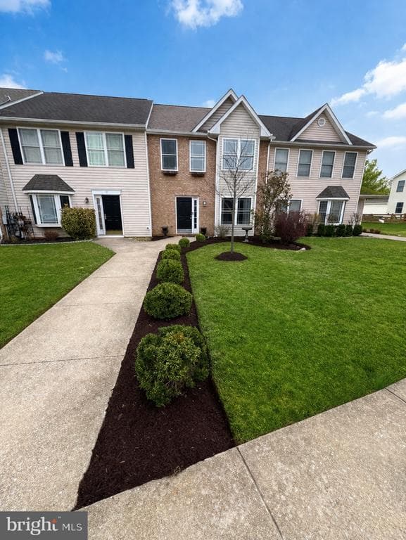 89 Baltusrol Drive photo 1