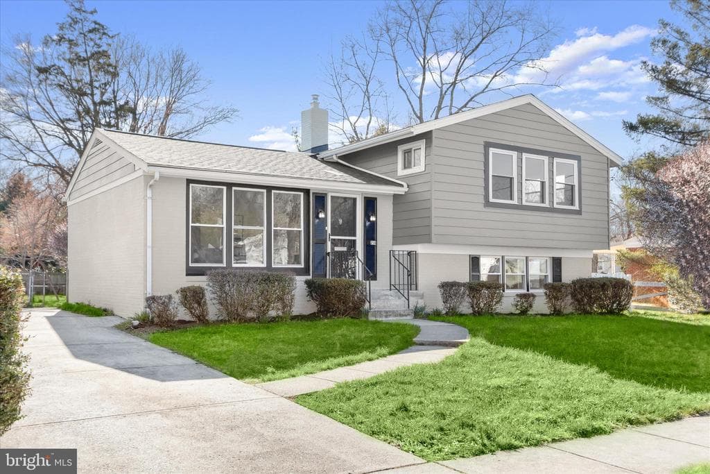 13218 Holdridge Road photo 1