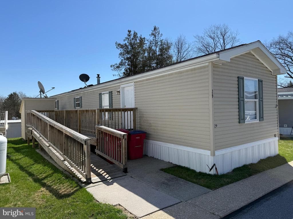 29 Terrace Drive photo 1