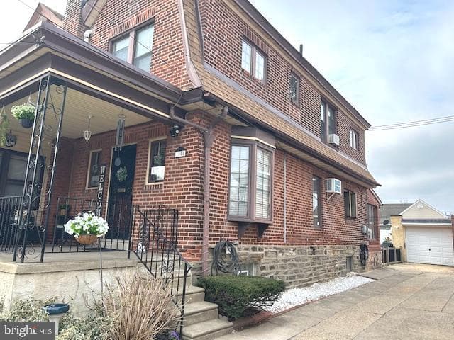 1804 Hoffnagle Street photo 1