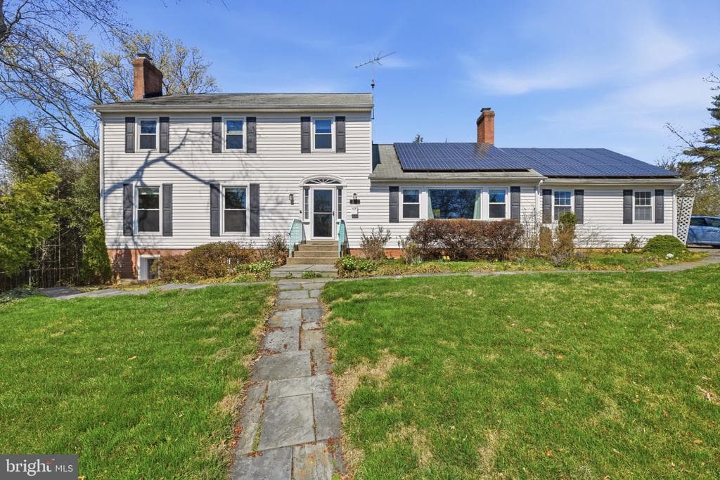 2311 Spencer Road photo 1