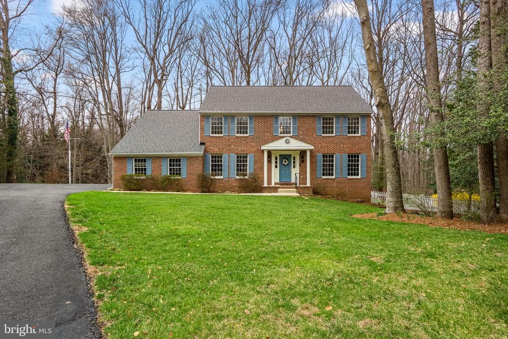 1866 Lynnfield Drive photo 1