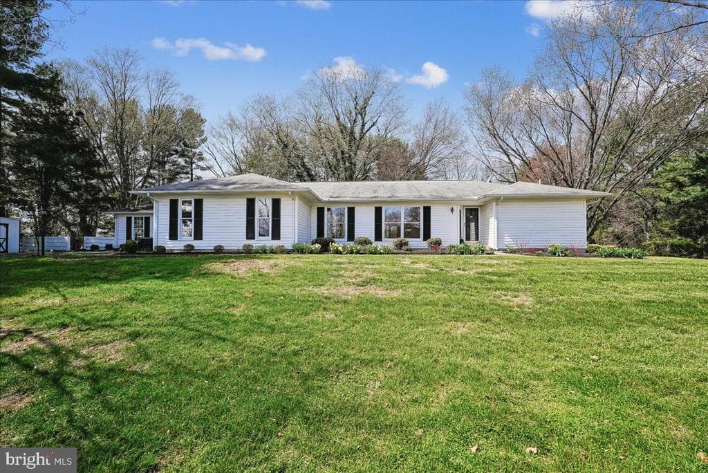 17621 Evers Court photo 1