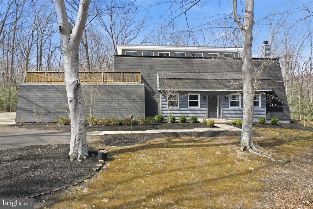 12 River Bluffs Drive photo 1