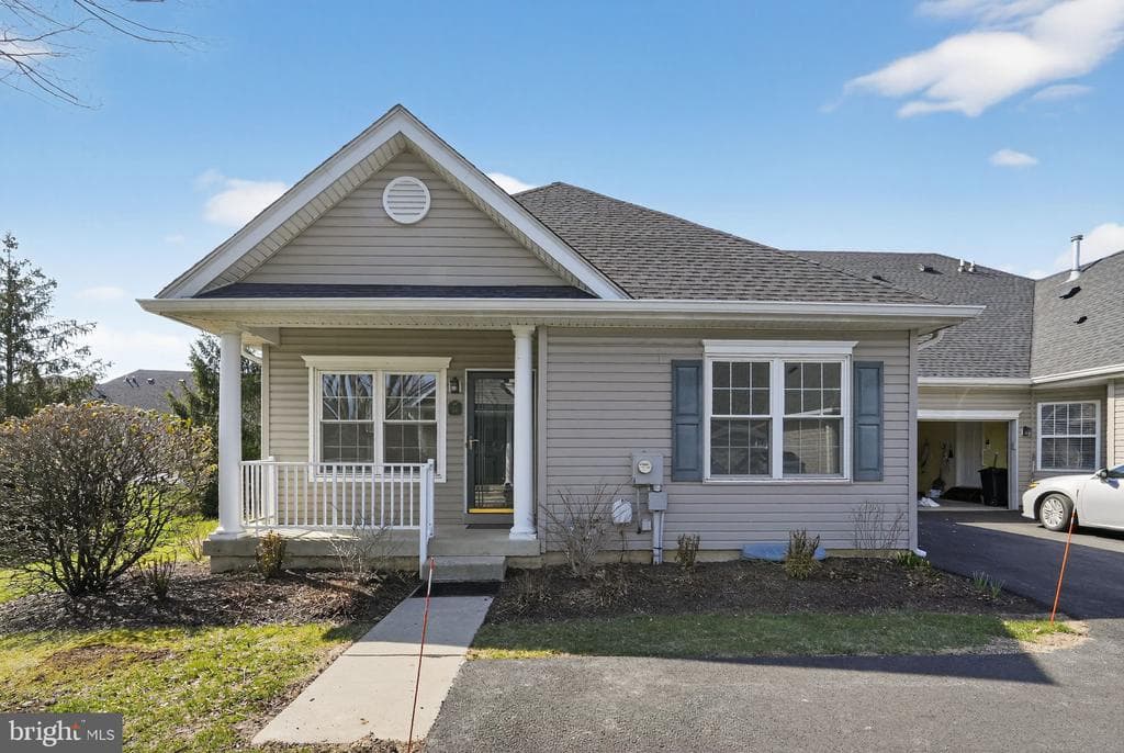 56 Liberty Drive photo 1